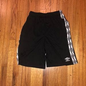 UMBRO BLACK GYM SHORTS